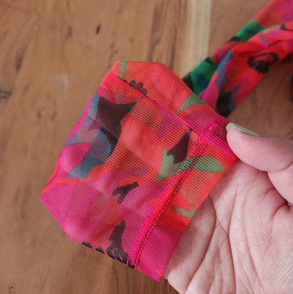 New Sanctuary Mock Neck Swim Cover Dress with Side Slits Savage Gardener - Picture 7 of 7